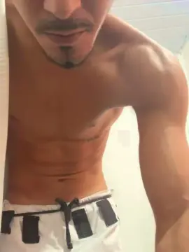 Cam4 Adult Video Chat of Rjnovin