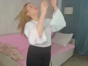 Cam4 Free Porn Cam of AlyseHeykoop