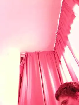 Cam4 Free Live Porn of albertillo2