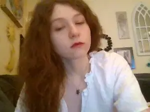 Cam4 Free Porn Cam of QueenCrimson