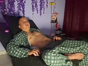 Cam4 Free Porn Cam of Yazfore