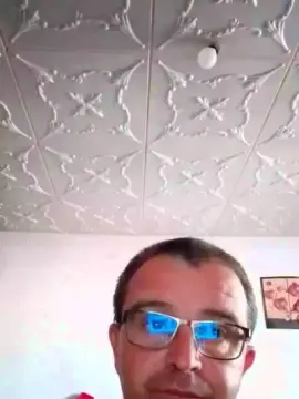 Cam4 Free Live Porn of diago3333