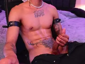 Cam4 Live Sex of DemonKushx