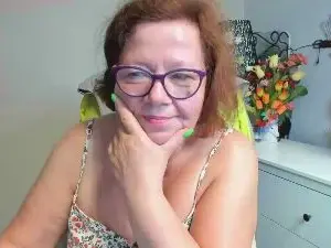 Cam4 Free Live Porn of adele69sexy