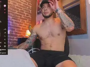 Cam4 Nude Webcam of MATTEOSANTINO21