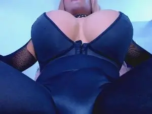 Cam4 Live Sex of paula_bigcock