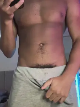Cam4 Nude Webcam of Pintudomacho