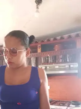 Cam4 Live Sex Cam of Monica2702