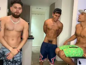 Cam4 Adult Webcam of zoneboys_