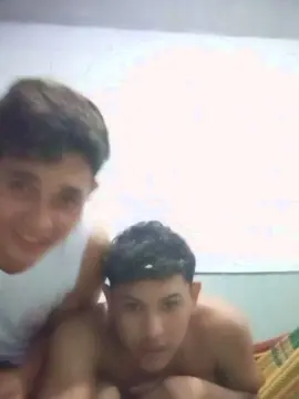 Cam4 Watch Live Sex Cams of Misters_pig