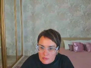Cam4 Watch Live Sex Cams of MayaNoire