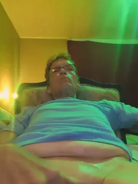 Cam4 Watch Live Sex Cams of DicksrUs79