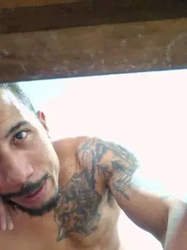 Cam4 Live Sex Cam of Chilenohh