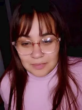 Cam4 Watch Live Sex Cams of Giulicurvy
