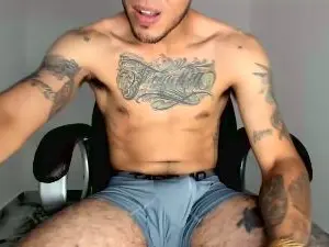 Cam4 Adult Webcam of Mikee_scooth