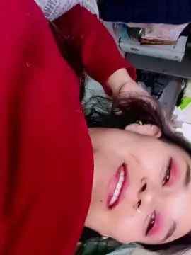 Cam4 Watch Live Sex Cams of clementine29