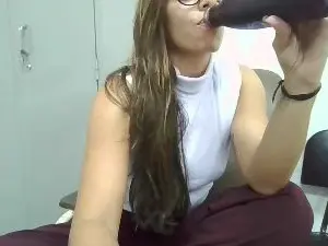 Cam4 Watch Live Sex Cams of LollaBunny26