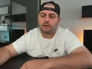 Cam4 Watch Live Sex Cams of DravenPeak