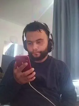 Cam4 Free Porn Cam of CrimiKeanu24
