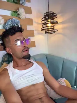 Cam4 Private Sex Chat of Michael_Hanks