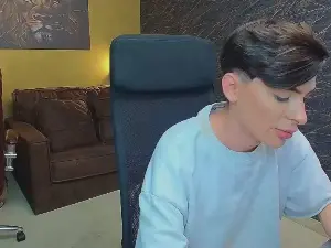 Cam4 Free Porn Cam of MilanDash
