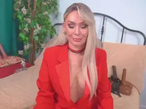 Cam4 Live Sex of IsadoraDunkan