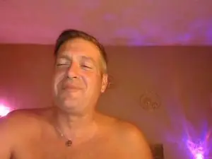 Cam4 Free Live Porn of JoeMorgan1