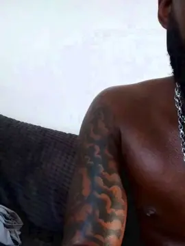 Cam4 Live Sex Cam of Bigblackfrenck