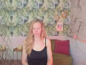 Cam4 Free Live Porn of NancyGentle
