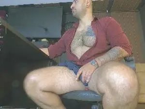 Cam4 Free Live Porn of leon_1717