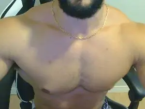 Cam4 Live Porn of CaesarTheKing