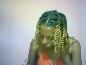 Cam4 Private Sex Chat of Sairah28