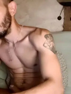Cam4 Watch Live Sex Cams of Araboy30