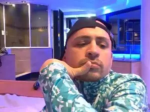 Cam4 Sex Cam of Ivan1993pas