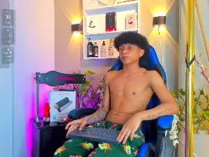 Cam4 Adult Webcam of Taylor_Black_