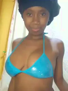Cam4 Watch Live Sex Cams of dayanah2