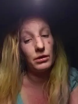 Cam4 Adult Video Chat of lablonde8