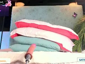 Cam4 Free Porn Cam of Naomi_Collins