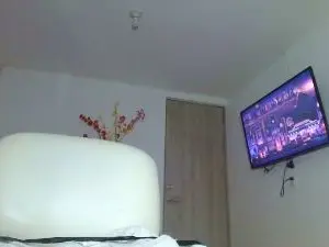 Cam4 Adult Webcams of YulikaFox