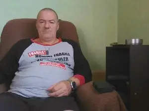Cam4 Live Sex of rogue47550