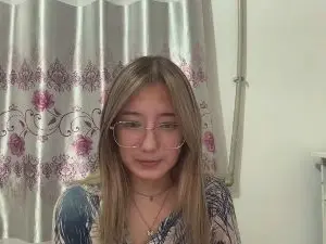 Cam4 Live Sex of LakieshaCecchi