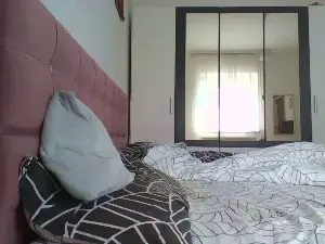 Cam4 Live Sex Cam of mutu69
