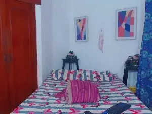 Cam4 Adult Video Chat of browmbigcock