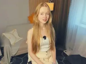 Cam4 Watch Live Sex Cams of NikitaLorincz