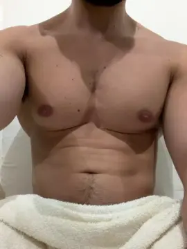 Cam4 Free Live Porn of FelipeGutierrez