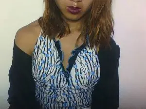 Cam4 Sex Chat of shaniasexy04