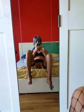 Cam4 Live Sex of Lolatravxxx
