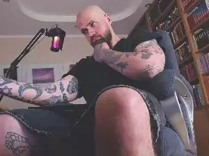Cam4 Private Sex Chat of FindomJason