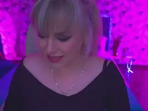 Cam4 Watch Live Sex Cams of CandyLadyyy