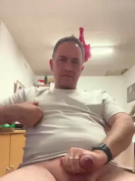 Cam4 Live Porn of foreskinuk